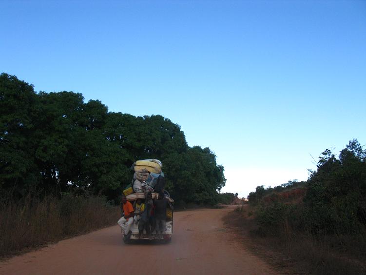 Пара месяцев жизни. Мадагаскар. Июль-август 2008.