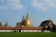 which can be seen from the river as well
