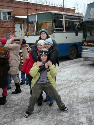 ПарнИ в Жопарищу Бухие