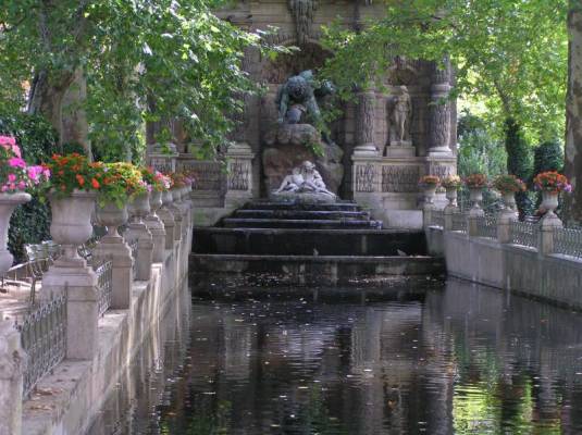 Paris, Le Jardin Du Luxembourg, 24/08/05