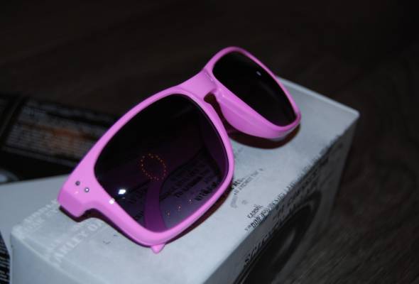 Oakley Holbrook (High copy)