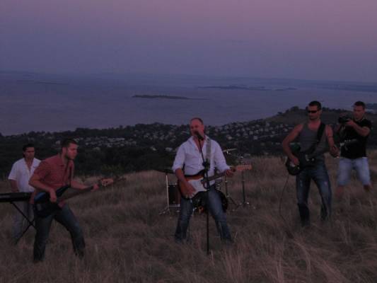 ������ ����� ����